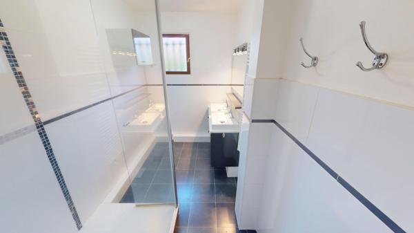 Maison à louer 1 290 € CC ORLEANS 5 p 90 m² DPE C