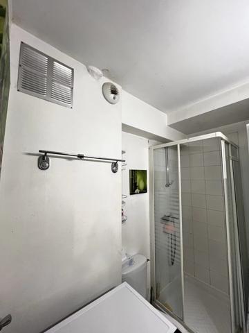Vente                                                      Appartement
                        
                     3 pièces                      51 m2                     à Nevers