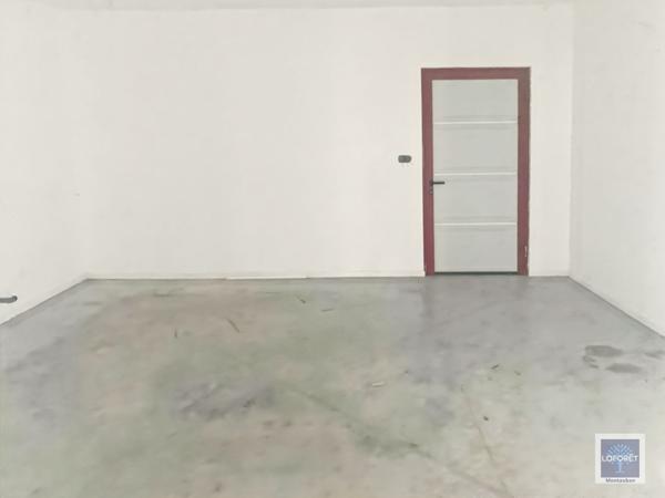Location local commercial Bressols - 82 m² - 450 €/mois