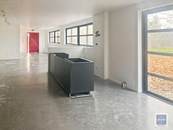 Location local commercial Bressols - 82 m² - 450 €/mois