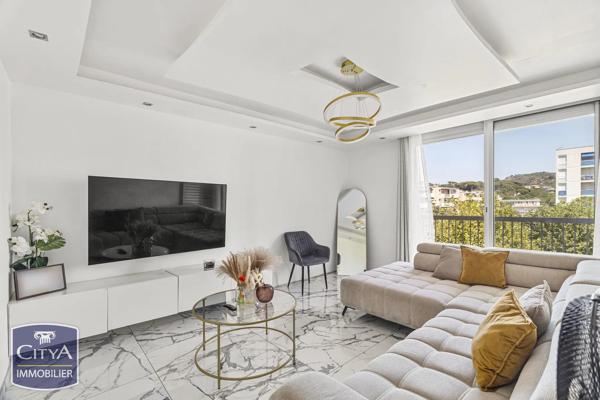 Appartement à vendre 4 pièces 76m² Cannes (06150)