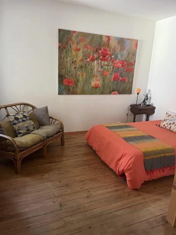 Vente                                                      Maison de ville
                        
                                         161 m2                     à Marmande
