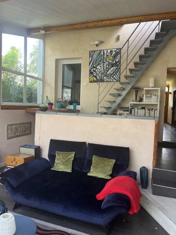 Vente                                                      Maison de ville
                        
                                         161 m2                     à Marmande