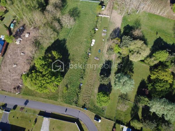 Situé sur la commune de fontenay sur loing

terrain à bâtir de 1936 m² 

Vous souhaiter faire construire ? Ce terrain est fais pour vous