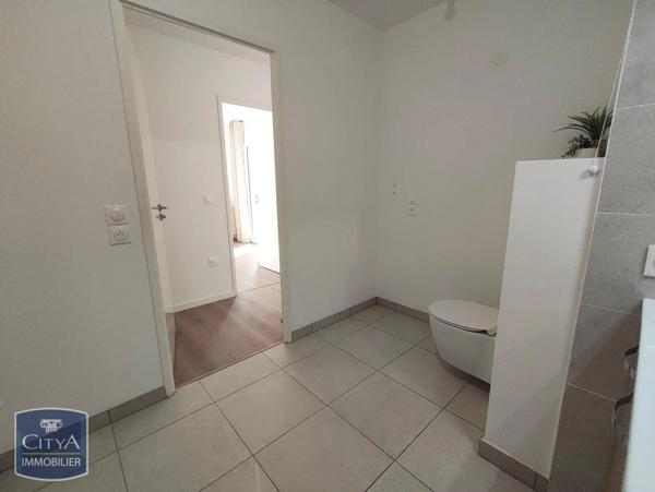 Appartement à louer 2 pièces 45.65m² Bordeaux (33800)