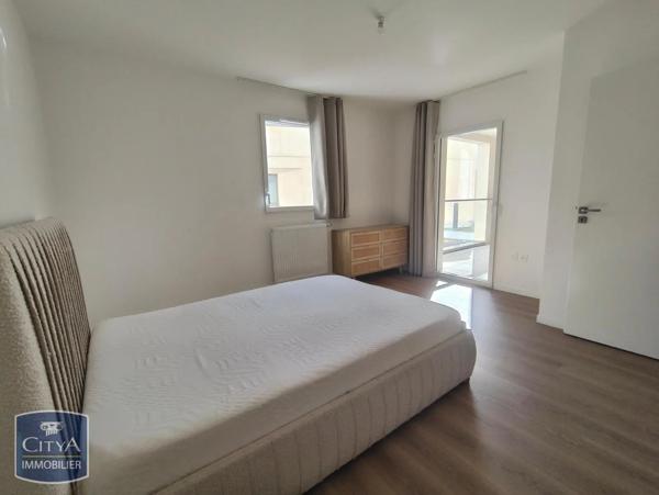 Appartement à louer 2 pièces 45.65m² Bordeaux (33800)