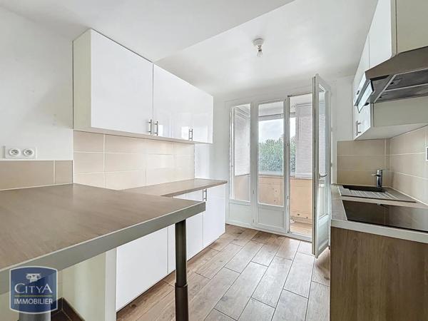 Appartement à louer 3 pièces 52.32m² Nîmes (30900)