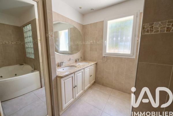 Maison à vendre 5 pièces 164 m² Caveirac