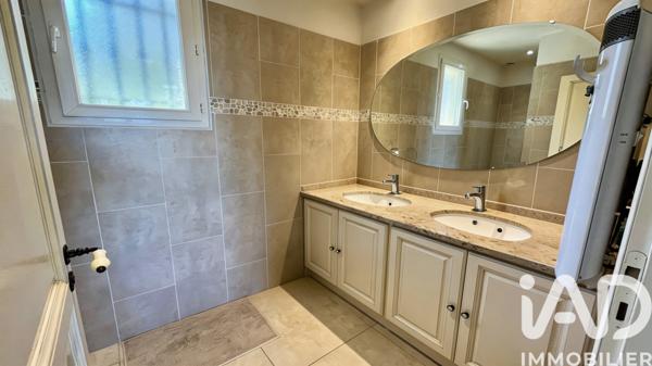 Maison à vendre 5 pièces 164 m² Caveirac