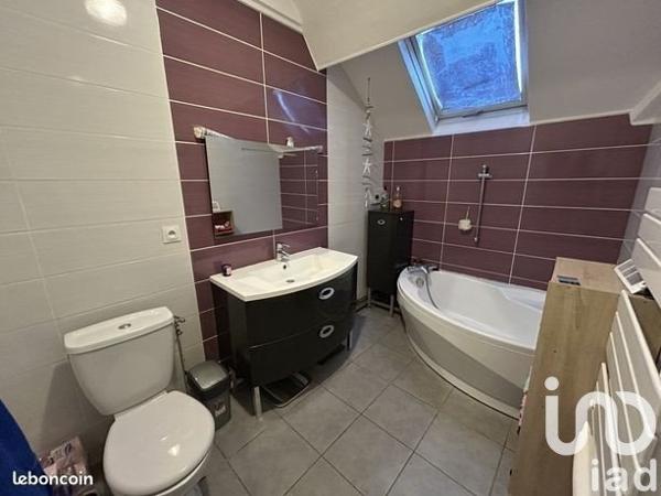 Maison à vendre 6 pièces 129 m² Saint-Priest-de-Gimel