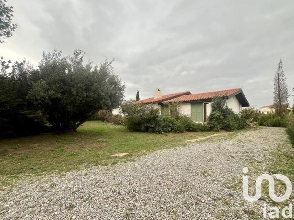 Maison 4 pièces de 135 m² à Le Soler (66270)