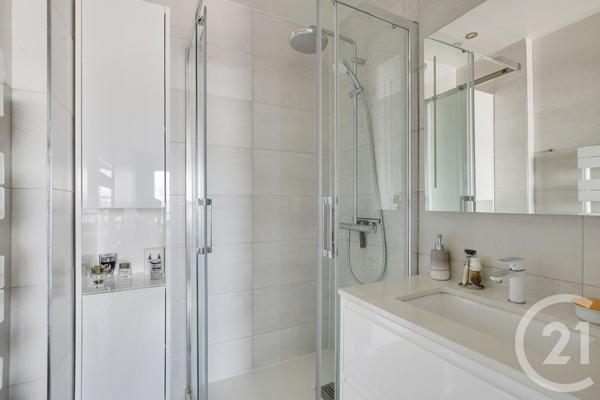 Appartement T4 à vendre  4 pièces - 93 m2 PARIS - 75015