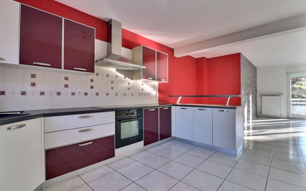 Appartement à vendre    4 pièces • 129 m2 Creutzwald