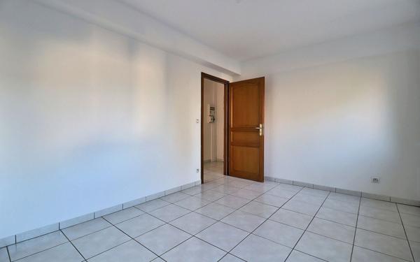 Appartement à vendre    4 pièces • 129 m2 Creutzwald