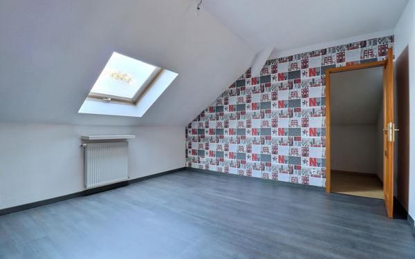 Appartement à vendre    4 pièces • 129 m2 Creutzwald