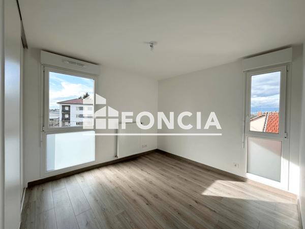 Location Appartement 4 pièces 85.22 m² - 1 A RUE HENRI DUNANT Bourg En Bresse 01000