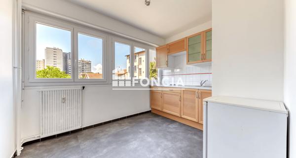 À vendre Studio 25 m² - Lyon 69008