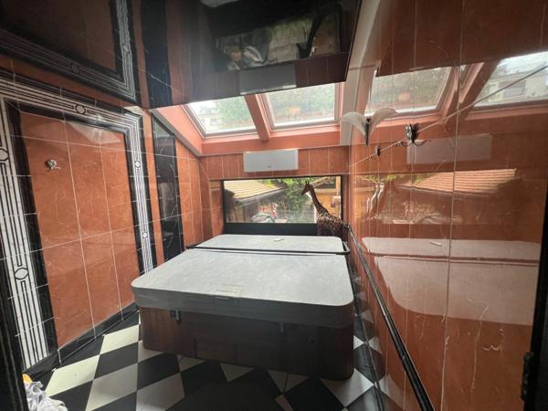 Maison à vendre    5 pièces •  Chennevières-sur-Marne