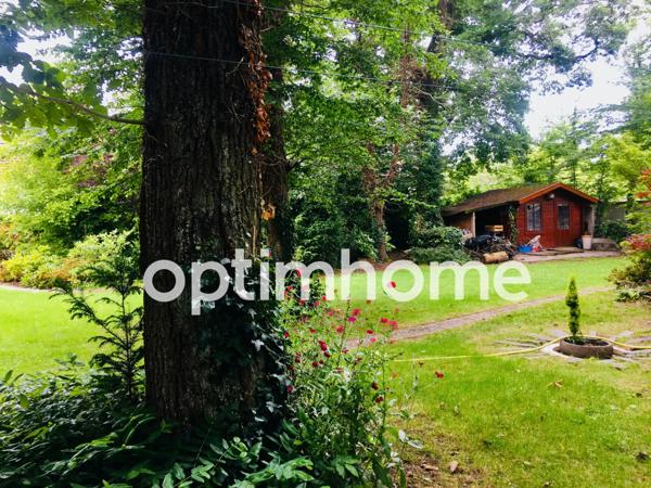 Secteur résidentiel de Dammarie-les-Lys proche forêt, maison des années 50.