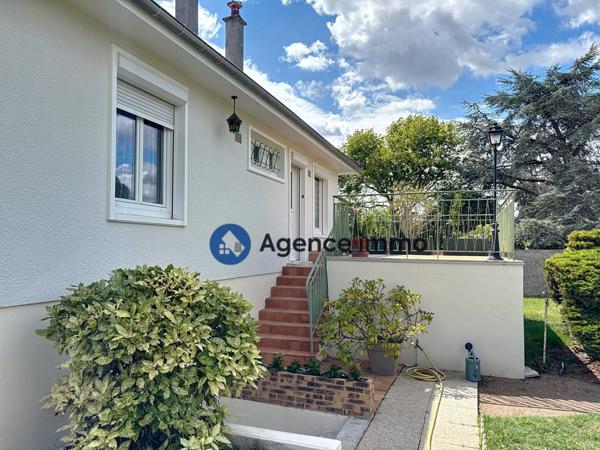 À vendre - Maison individuelle, 4 pièces située à Saint-Pierre-des-Corps (37700)