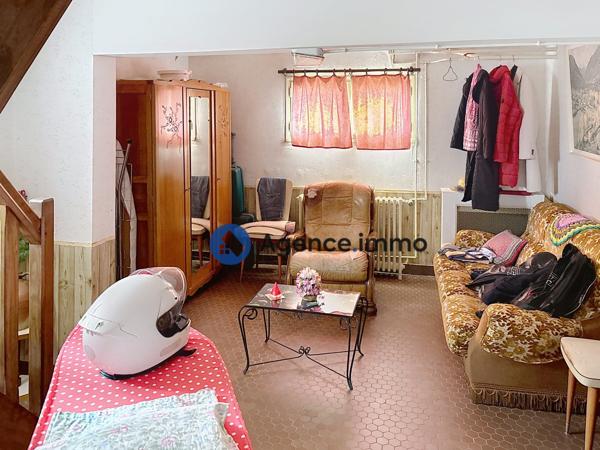 À vendre - Maison individuelle, 4 pièces située à Saint-Pierre-des-Corps (37700)