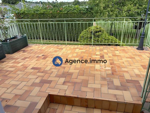 À vendre - Maison individuelle, 4 pièces située à Saint-Pierre-des-Corps (37700)