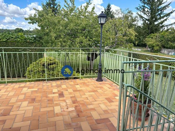 À vendre - Maison individuelle, 4 pièces située à Saint-Pierre-des-Corps (37700)