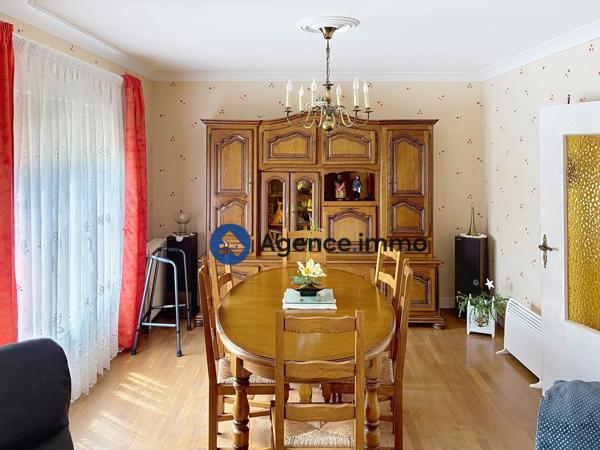 À vendre - Maison individuelle, 4 pièces située à Saint-Pierre-des-Corps (37700)