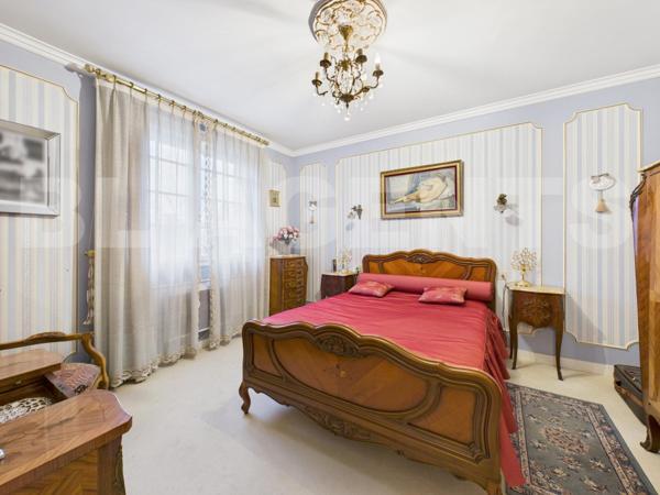 MAISON RARE AVEC GRAND POTENTIEL