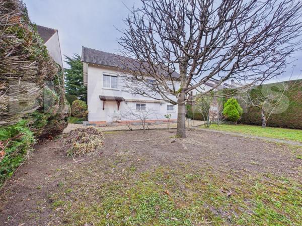 MAISON RARE AVEC GRAND POTENTIEL