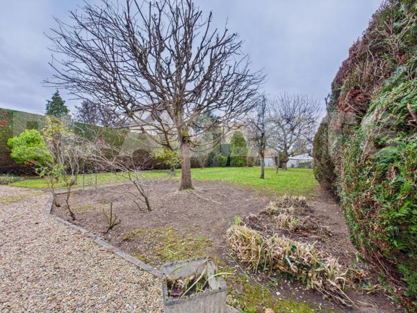 MAISON RARE AVEC GRAND POTENTIEL