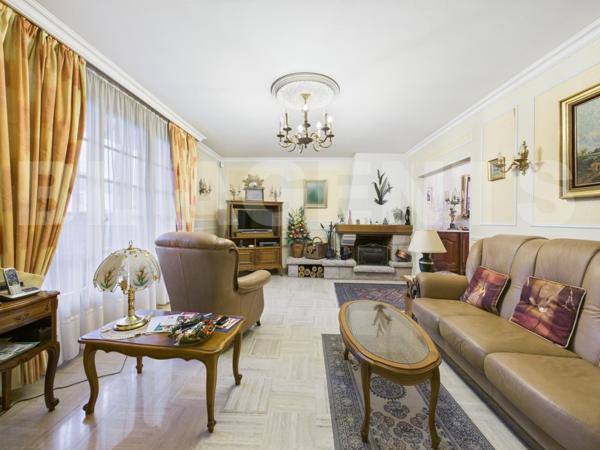 MAISON RARE AVEC GRAND POTENTIEL