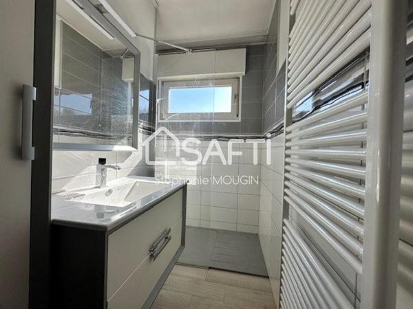 Terrain sans vis à vis.