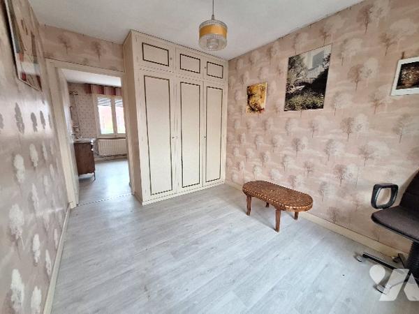 Maison 4 chambres, bureau, jardin, garage