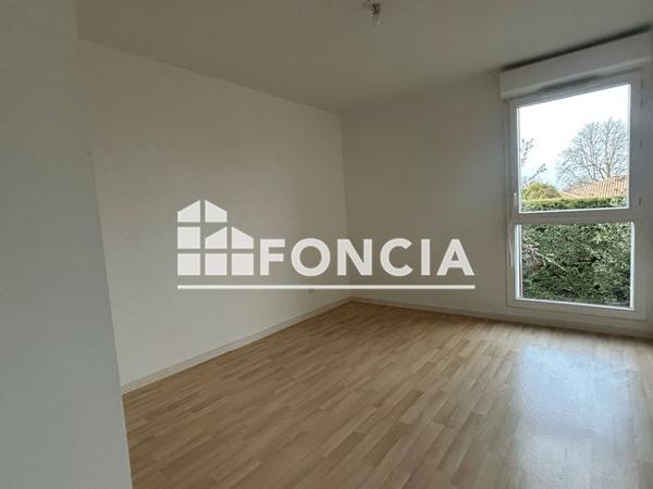 Location Appartement 3 pièces 75.96 m² - 26 ALLEE LESPURGERES Gujan Mestras 33470