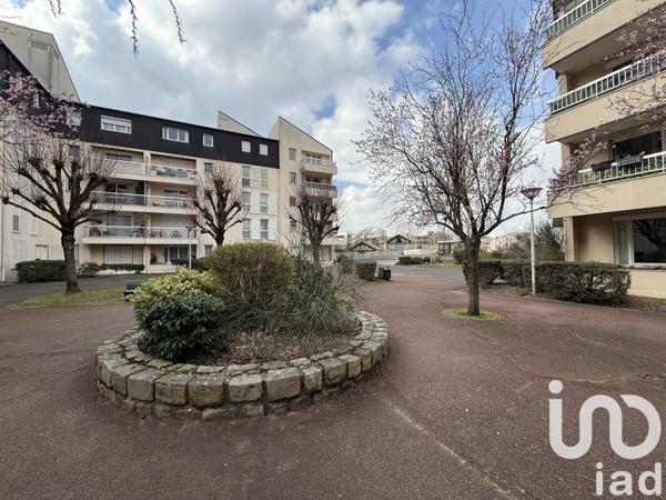 Appartement 4 pièces de 81 m² à Éragny (95610)