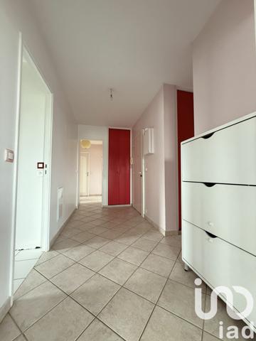 Appartement 4 pièces de 81 m² à Éragny (95610)