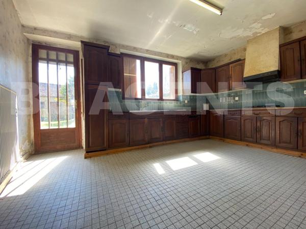 Maison de bourg à rénover