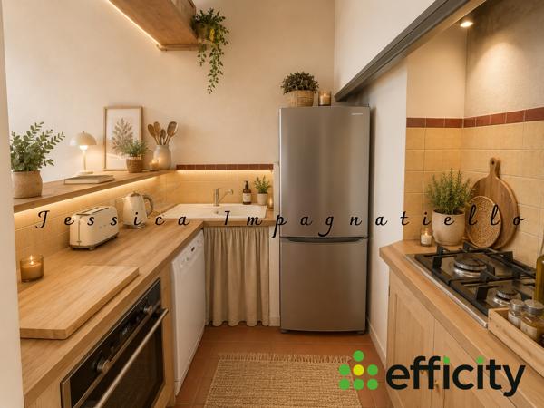 Appartement
         2 pièces
        - 43 m² 300 000 € *