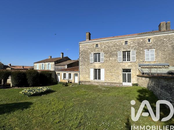 Maison à vendre 12 pièces 312 m² Maillezais