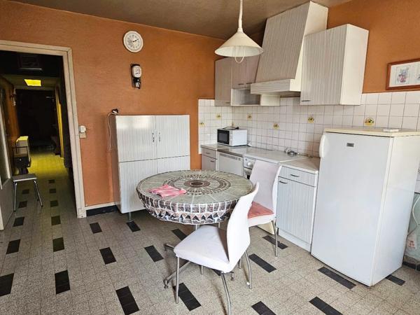Maison à rénover – 2 chambres - Extérieurs - Garage - Pont-du-Château (63)