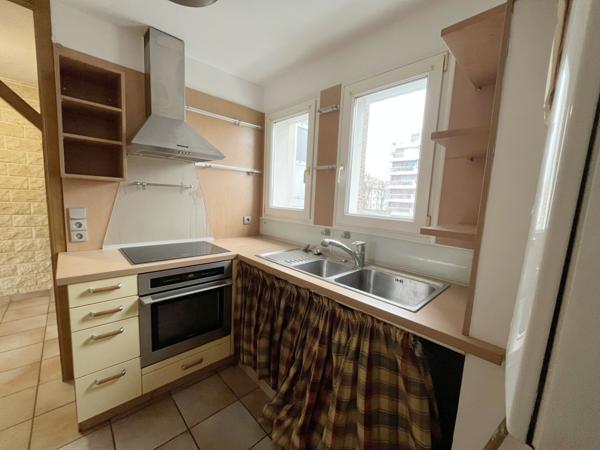 LILLE - APPARTEMENT - T3