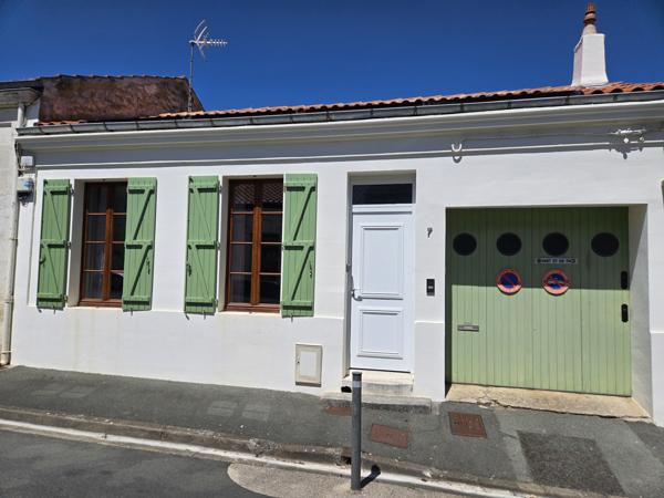Maison
                                                                                                                                                                                                                                                                                                                        4 pièce(s)                                                                                                                                                                                                          3 chambre(s)                                                                                                                                                                                                          86.23  m²
