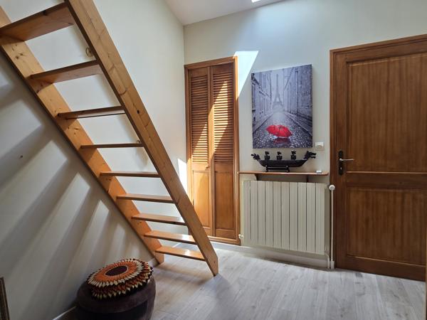 Maison
                                                                                                                                                                                                                                                                                                                        4 pièce(s)                                                                                                                                                                                                          3 chambre(s)                                                                                                                                                                                                          86.23  m²
