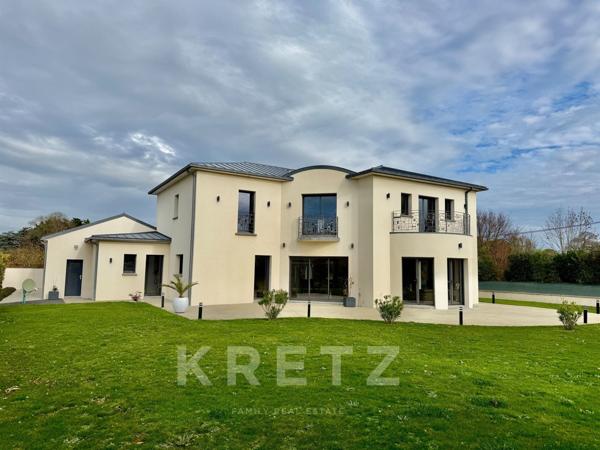 Carolles Baie du Mont St Michel, À 1Km de la plage, maison américaine comtemporaine jardin 14ares