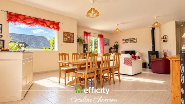 Maison
         5 pièces
        - 120 m² 335 000 € *