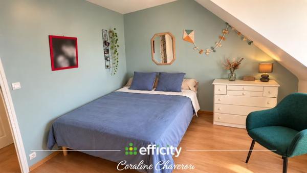 Maison
         5 pièces
        - 120 m² 335 000 € *