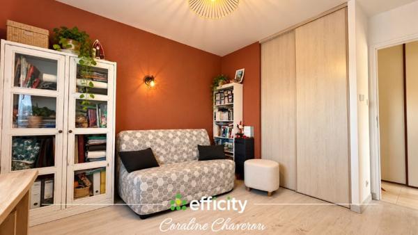 Maison
         5 pièces
        - 120 m² 335 000 € *