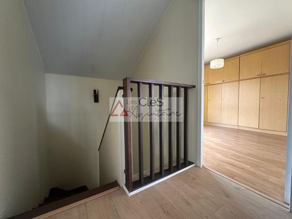 Maison 6 pièce(s) 4 chambre(s) 101 m²