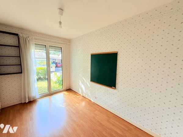 Maison Betton 6 pièce(s) 138 m2